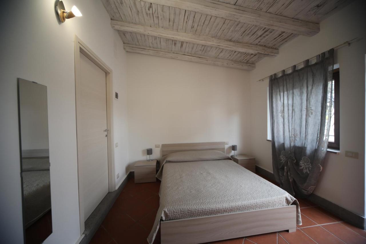 Agriturismo Monte Due Torri Дженцано ди Рома Екстериор снимка