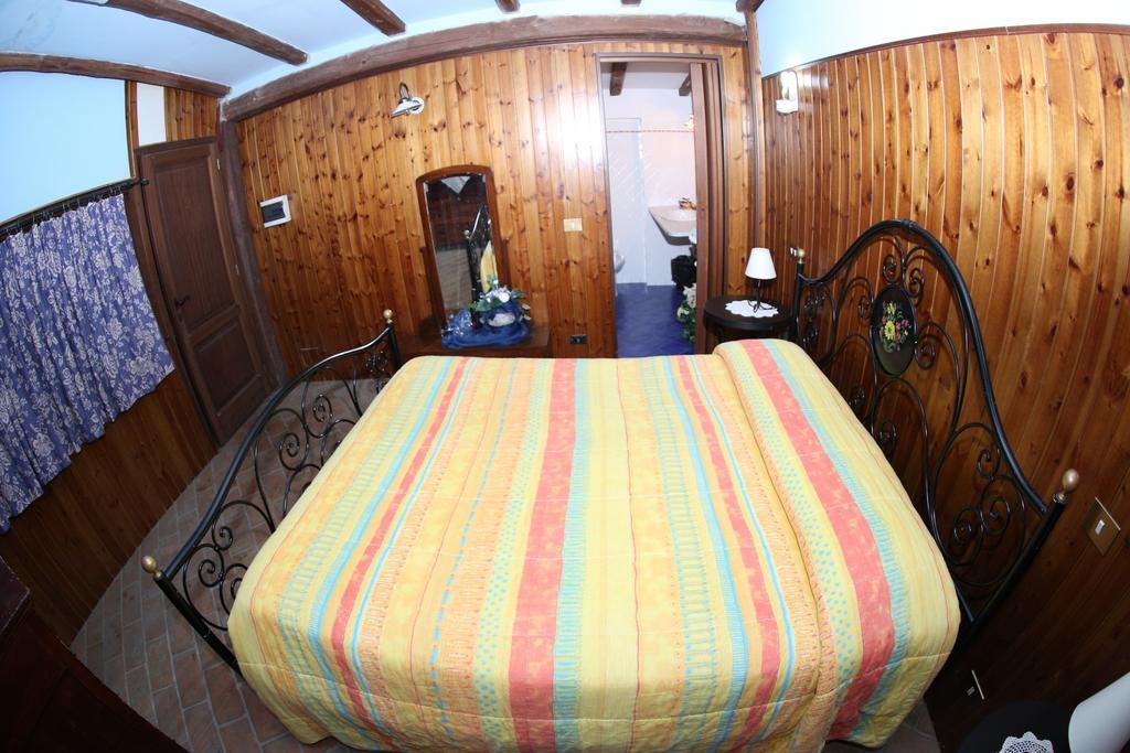 Agriturismo Monte Due Torri Дженцано ди Рома Екстериор снимка