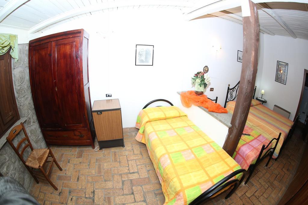 Agriturismo Monte Due Torri Дженцано ди Рома Екстериор снимка
