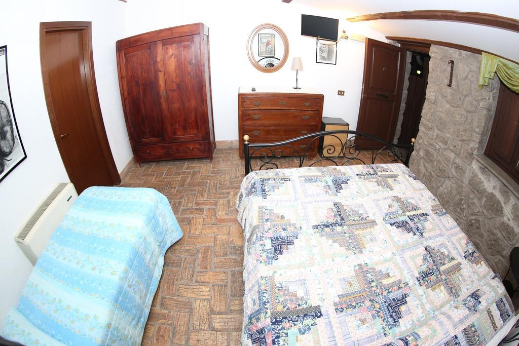 Agriturismo Monte Due Torri Дженцано ди Рома Екстериор снимка