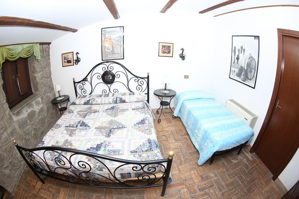Agriturismo Monte Due Torri Дженцано ди Рома Екстериор снимка
